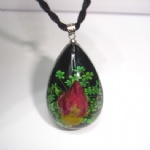 black amber pendant with real rose 2BDF03