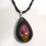 black amber pendant with real rose 1BDF01